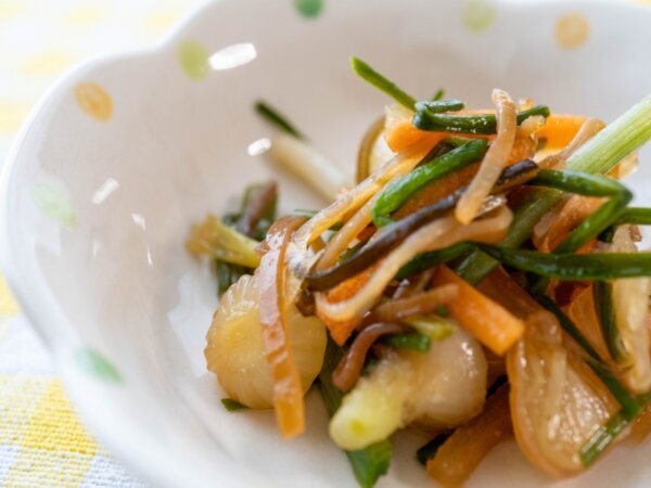 意外と身近にある野蒜（ノビル）を美味しく食べて見ましょう！